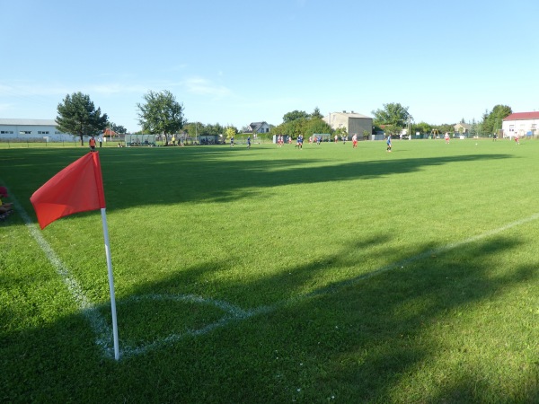 Boisko w Rozłogach - Rozłogi