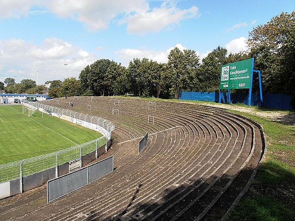 Rudolf-Kalweit-Stadion - Hannover-Bult