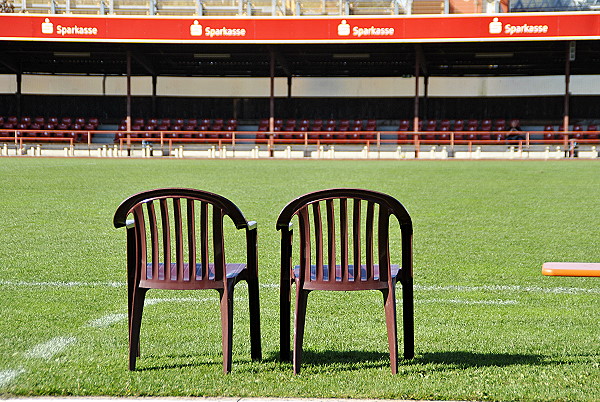 Beck & Fraundienst-Stadion - Rosenheim