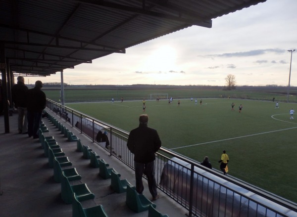 Lipóti Futball Center Műfüves pálya - Lipót
