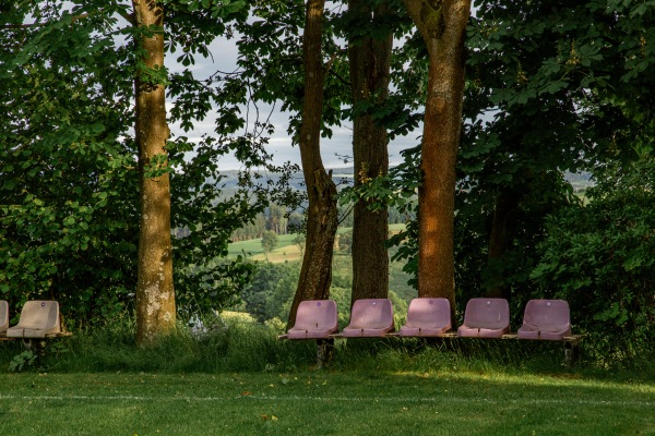 Sportplatz an der Floßmühler Höh' - Grünhainichen-Borstendorf