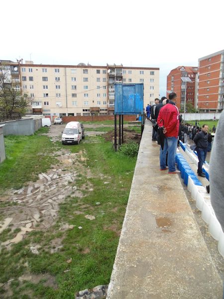 Stadiumi Ekrem Grajqevci - Fushë Kosova (Kosovo Polje)