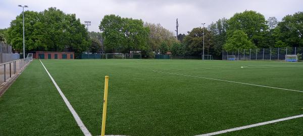 Edmund-Plambeck-Stadion Nebenplatz 2 - Norderstedt-Garstedt