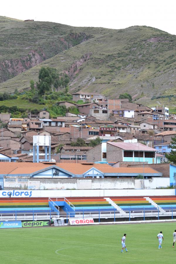 Estadio Municipal de Urcos - Urcos