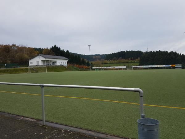 Sportplatz Oberveischede - Olpe-Oberveischede
