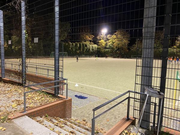 Sportplatz Rüdesheimer Straße - Berlin-Friedenau