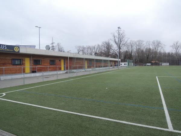 Stadion Sommerdamm Nebenplatz 2 - Rüsselsheim/Main