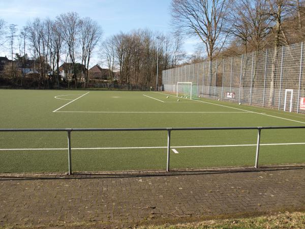 Helmut-Rahn-Sportanlage Platz 3 - Essen/Ruhr-Frohnhausen