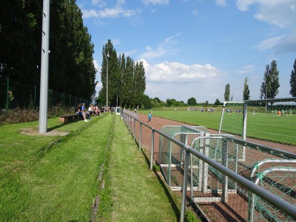 Stadion Blau-Weiß - Schwanebeck