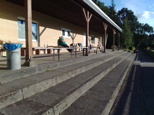 Sportplatz Königskamp - Altenmedingen-Eddelstorf
