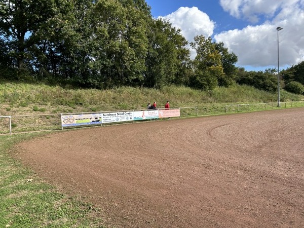 Sportanlage am Bahndamm Platz 2 - Nidderau-Heldenbergen