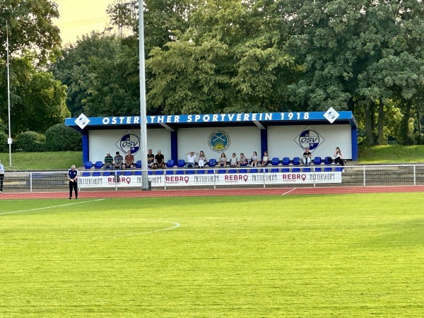 Bezirkssportanlage Krähenacker - Meerbusch-Osterath