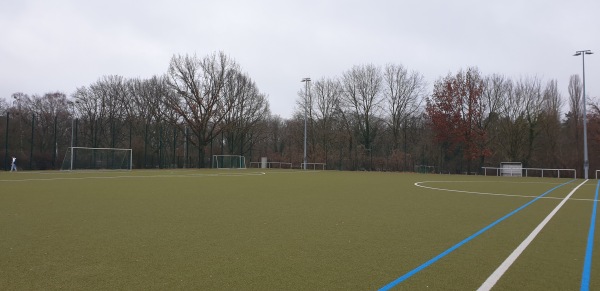 Hans-Rosenthal-Sportanlage Platz 3 - Berlin-Charlottenburg