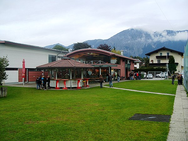 Alter Zustand (ohne Tribüne)