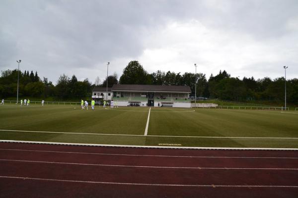 Wilhelm-Bisterfeld-Stadion im Sportzentrum Stentenberg - Bergneustadt