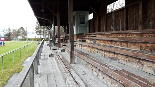 Alter Zustand (mit abgebrannter Holztribüne)