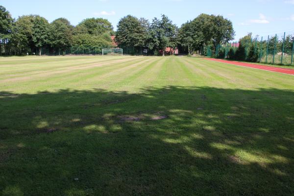 Sportplatz Grundschule - Westerholt/Ostfriesland-Willmsfeld