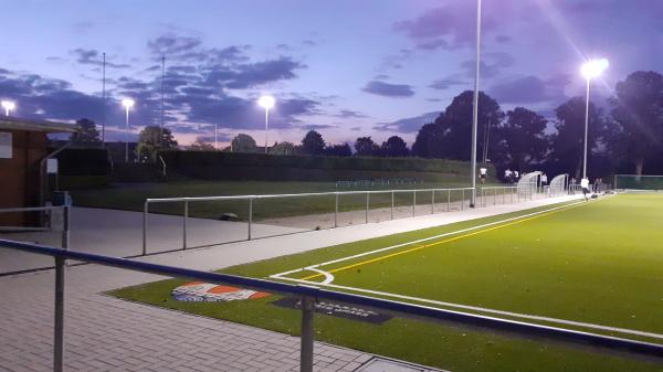 Städtisches Stadion Itzehoe B-Platz - Itzehoe 