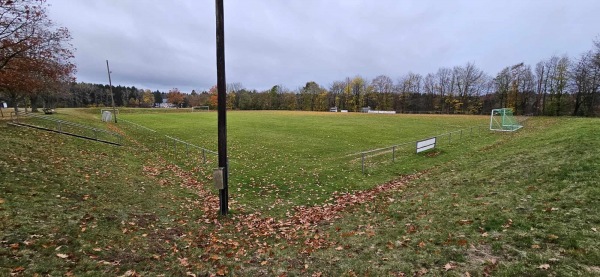 Sportplatz an der B327 - Bell/Hunsrück