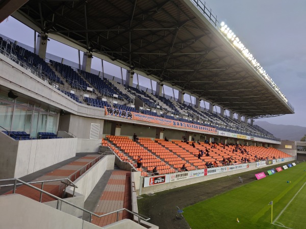 Minami Nagano Sports Park Stadium - Nagano