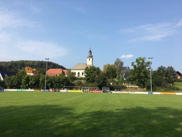 Sportplatz am Ailsbach - Ahorntal-Kirchahorn