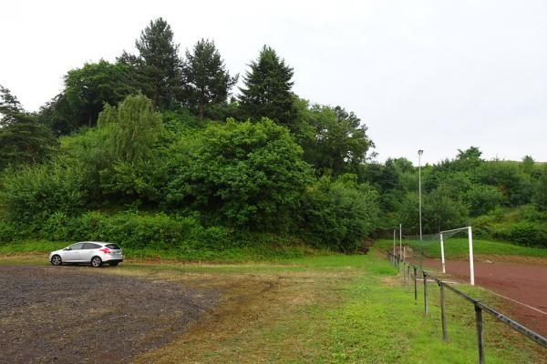 Kappe-Kaul-Stadion - Brohl-Lützing-Niederlützingen