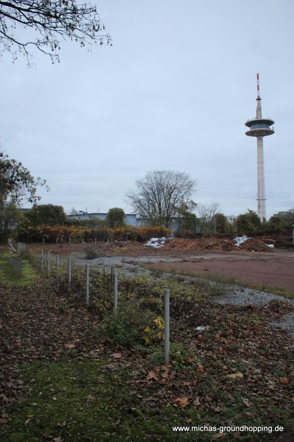 Sportplatz Planckstraße - Essen/Ruhr-Holsterhausen