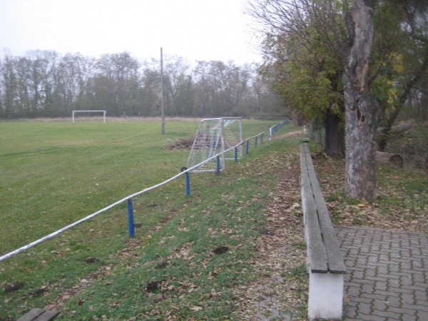 Reinhold-Fiedler-Kampfbahn - Börde-Hakel-Etgersleben