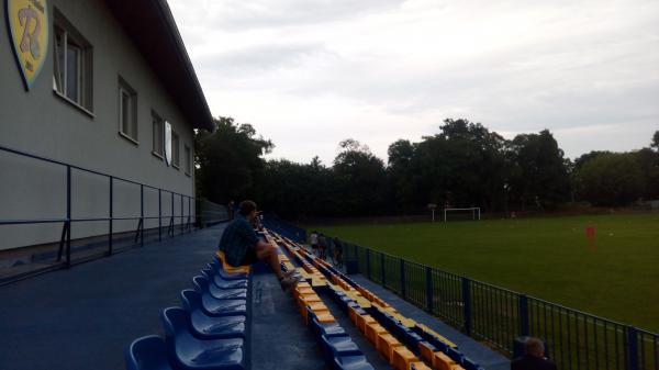 Stadion MOSiR w Piastow - Piastów