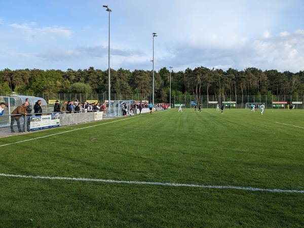 Kultur- und Sportzentrum Martinsee TSV-Platz - Heusenstamm