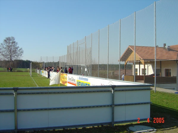 Manfred-Zollner-Stadion - Cham-Vilzing