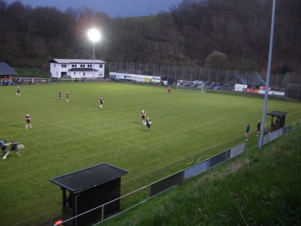 Sportplatz Im Tal - Hallenberg-Hesborn