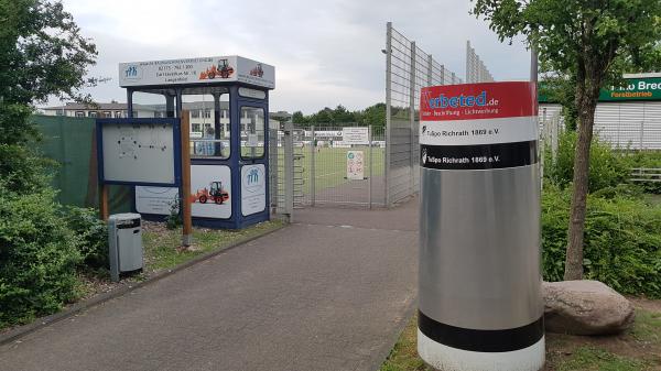 Sportpark Schlangenberg Platz 2 - Langenfeld/Rheinland-Richrath