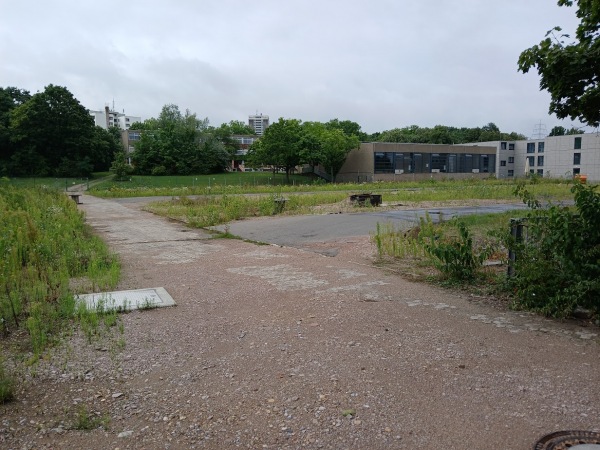 Sportplatz Lenneberg Schule - Mainz-Mombach