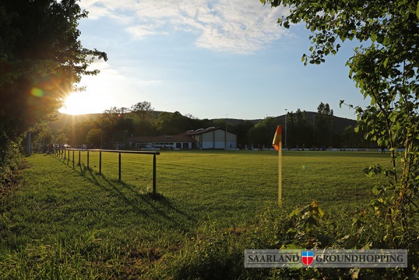 Stadion Hildebrandseck Nebenplatz - Neustadt/Weinstraße-Königsbach