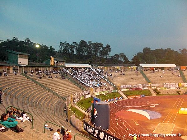Estadio Cementos Progreso - Ciudad de Guatemala