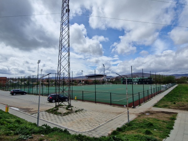 Fusha Sintetike KF Trepça 89 - Mitrovicë (Kosovska Mitrovica)