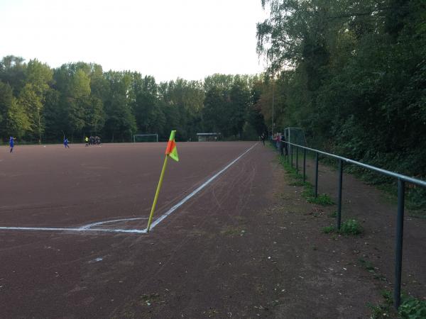Sportpark Erdweg Platz 2 - Köln-Worringen