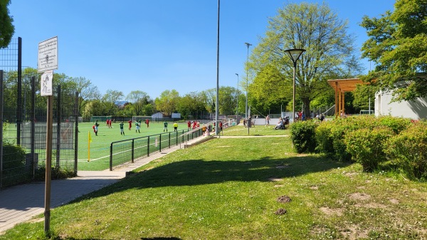 Bezirkssportanlage Heinrich-Becker-Straße Platz 2 - Frankfurt/Main-Nieder-Eschbach