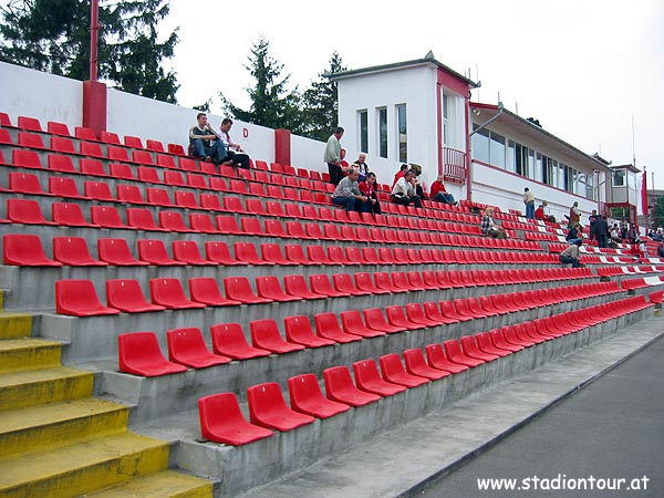 Stadionul Francisc von Neuman (1946) - Arad