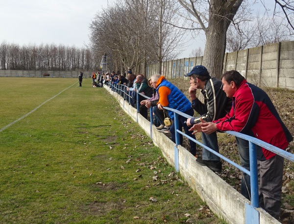 Futbalový štadión Bešeňov - Bešeňov