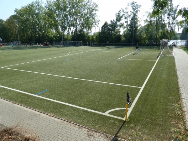 Gerd-Herbert-Arena an der Staustufe - Hattersheim/Main-Eddersheim
