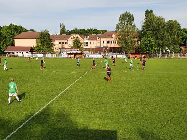 Hřiště FK Újezd nad Lesy - Praha