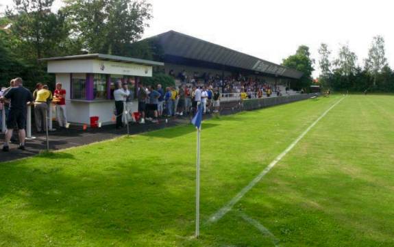 Heinrich-Oßwald-Stadion - Illertissen-Au
