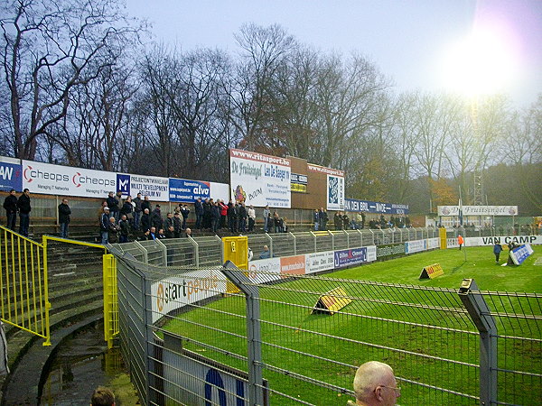 Gemeentelijk Parkstadion - Boom