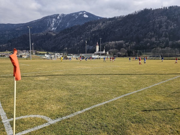 Sportplatz Buch Nebenplatz - Buch in Tirol