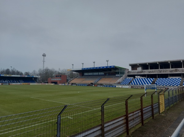 Stadion De Leunen - Geel