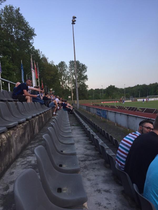 Volksparkstadion Nebenplatz 1 (alt) - Neuruppin