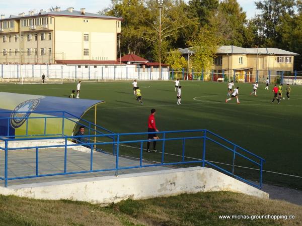 Stadion Chilanzorskoe pole  - Toshkent (Tashkent)