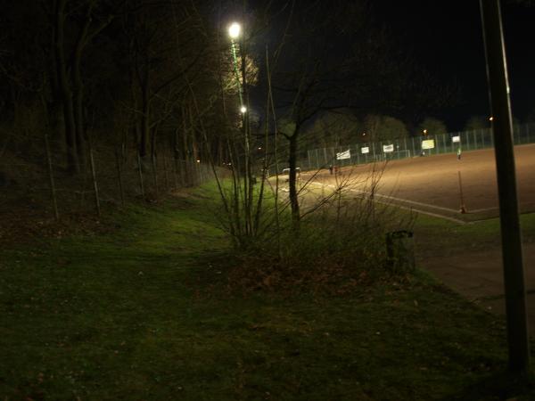 Sportplatz im Gleisdreieck - Bielefeld-Brackwede